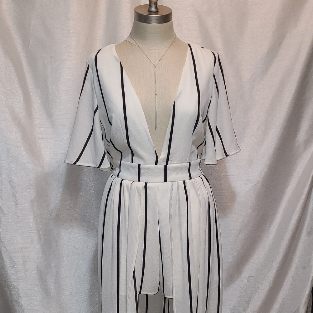 Chic Black and White Striped Jumpsuit